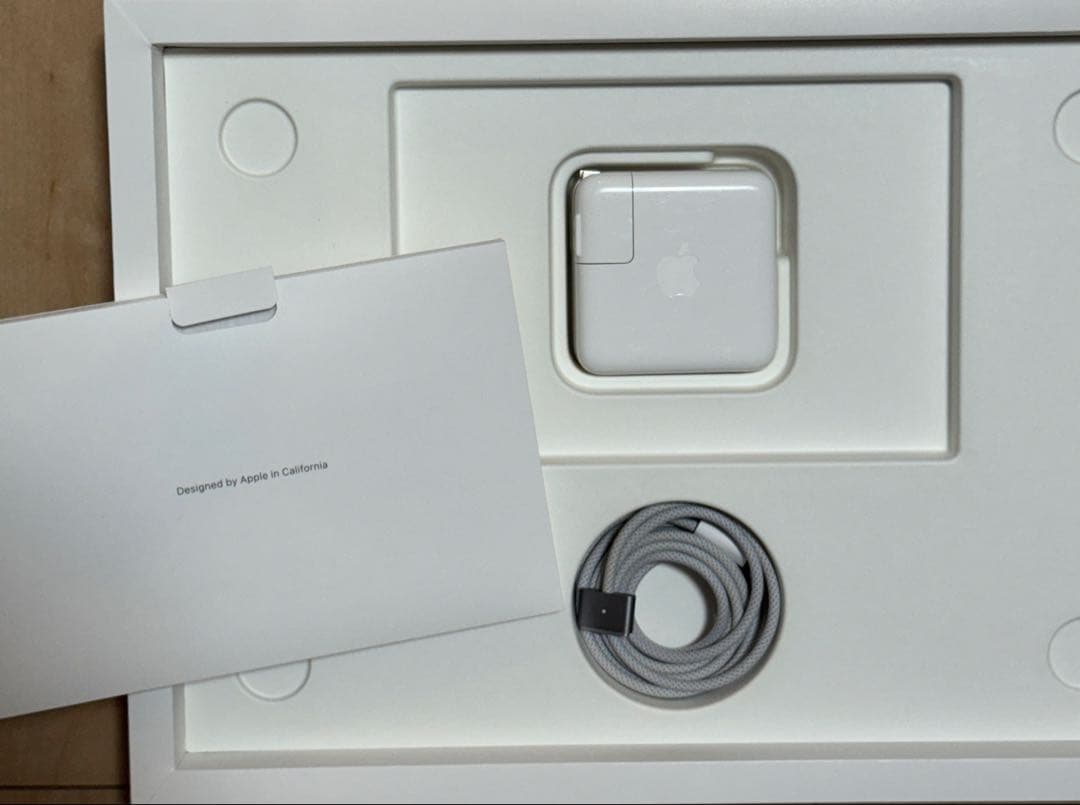 【美品】MacBook Pro 14インチ M3 16GB/512GB +マウス