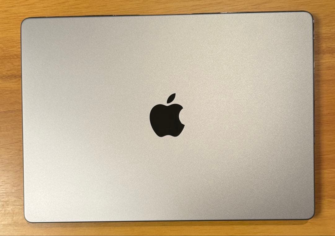 【美品】MacBook Pro 14インチ M3 16GB/512GB +マウス