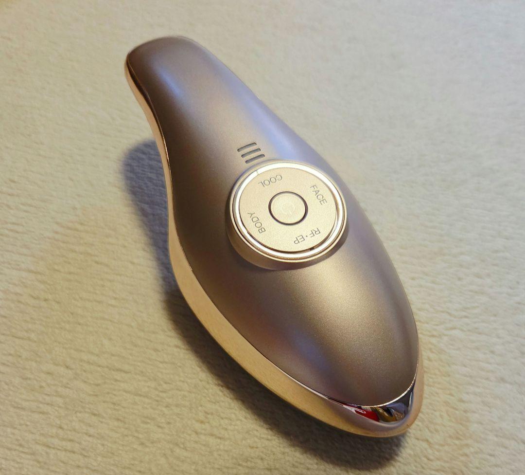 ME ラボンエクラ　IKKOプロデュース美顔器