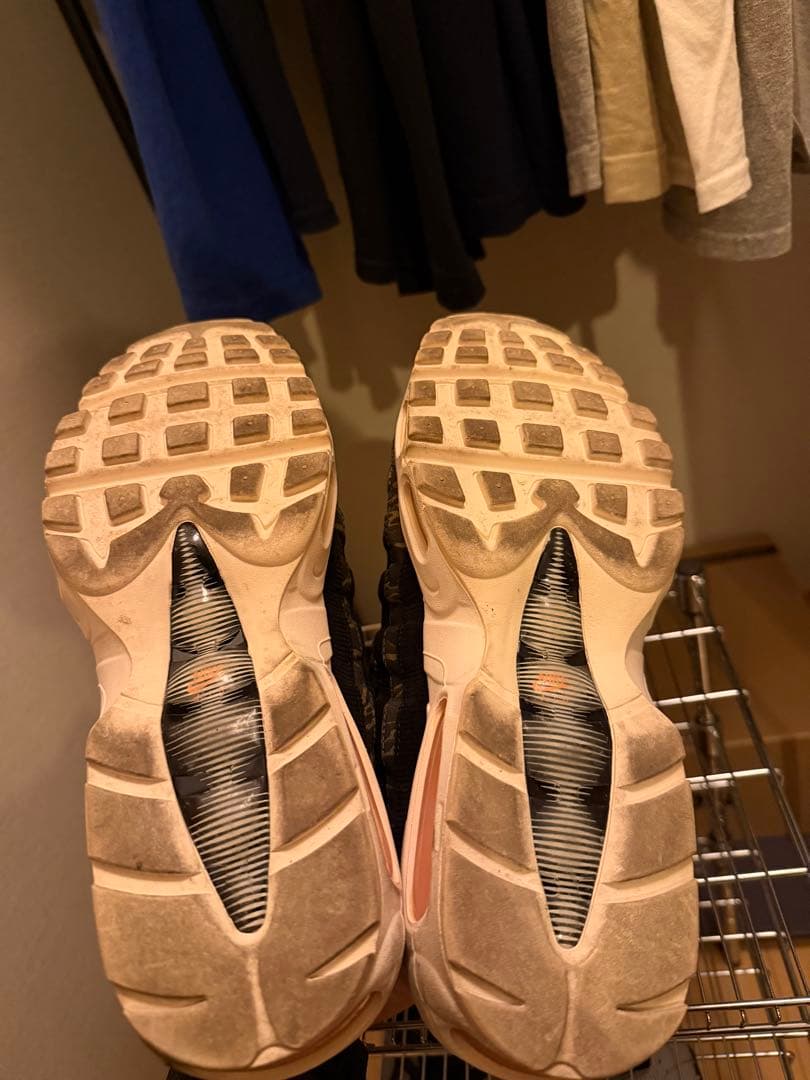 carhartt×NIKE スニーカー　AIR MAX95 箱あり