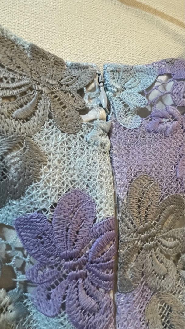 【みかづき様】superbeautyレース花柄ノースリーブワンピース