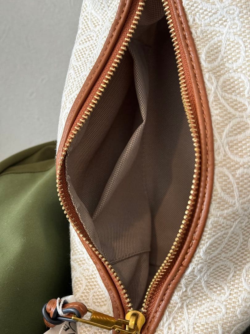 LOEWE キュービィ　アナグラムバッグ