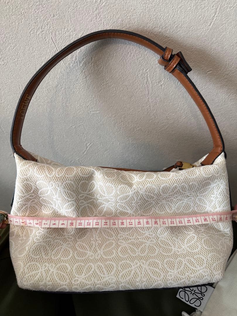 LOEWE キュービィ　アナグラムバッグ
