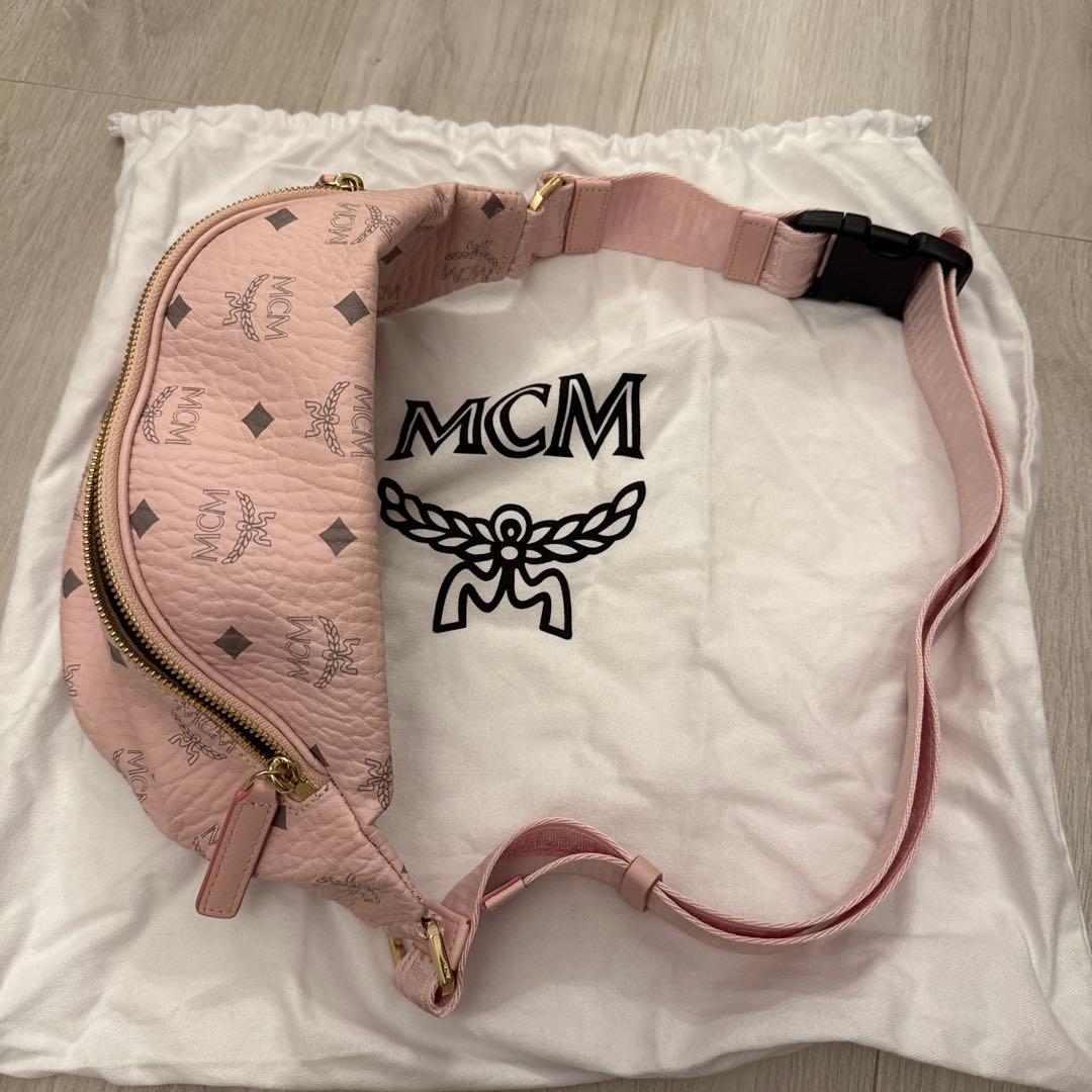 MCM ピンク ボディバッグ・ウエストポーチ