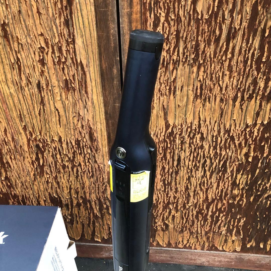 Shark コードレスクリーナー CS651JBL