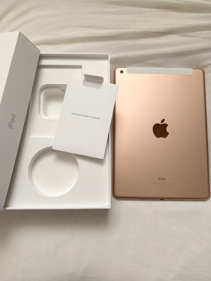 iPad (第6世代) Wi-Fi+Cellular 32GB ローズゴールド