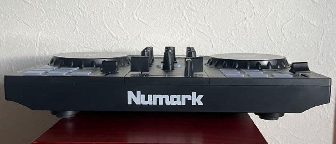 ②美品　ニュマーク　Numark PARTY MIX live