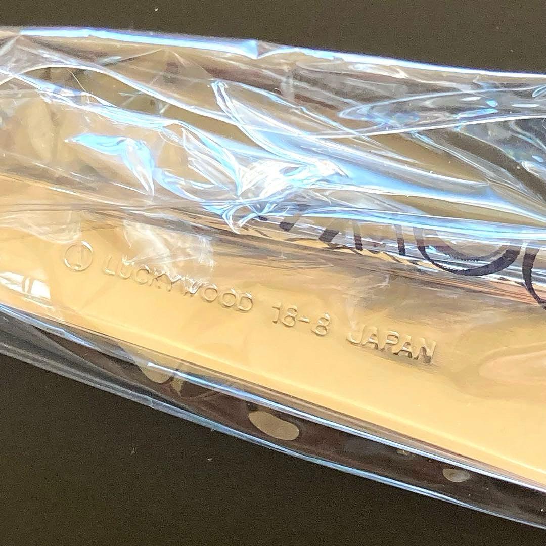 【新品未使用・サントラル金彩】ラッキーウッド　カトラリーセット　33本