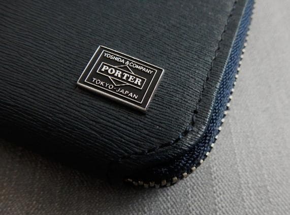 未使用PORTERCURRENTエンボスレザーL字ファスナーパス