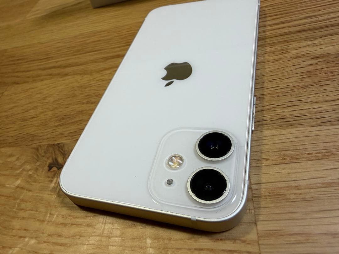 iPhone12mini／画面割れ／アクティベーションロック解除済／SIMフリー