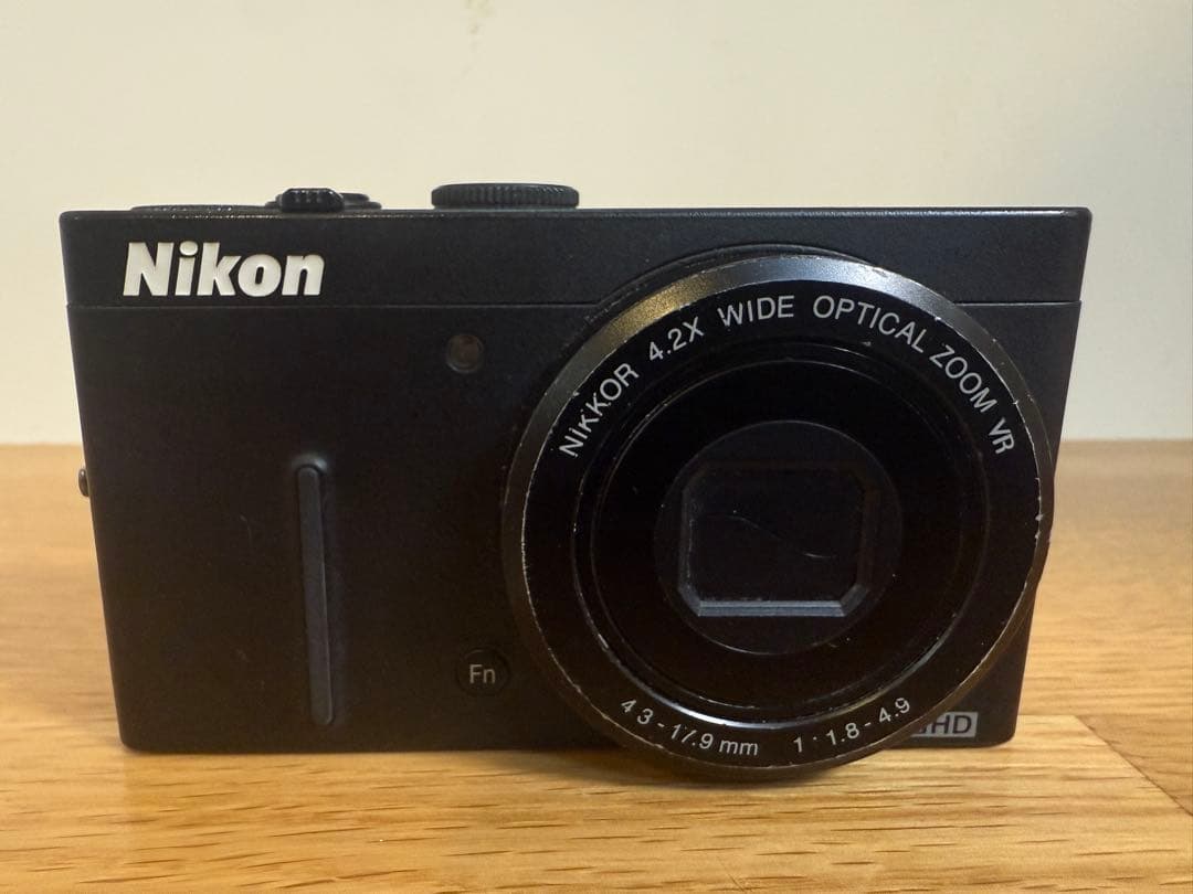 デジカメ　Nikon coolpix P310