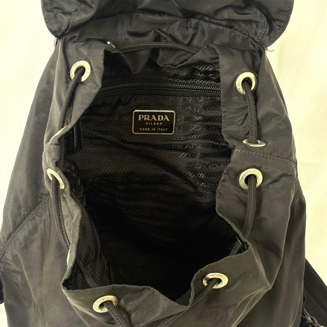 極美品　定番PRADA VELAナイロン リュックサック白タグあり