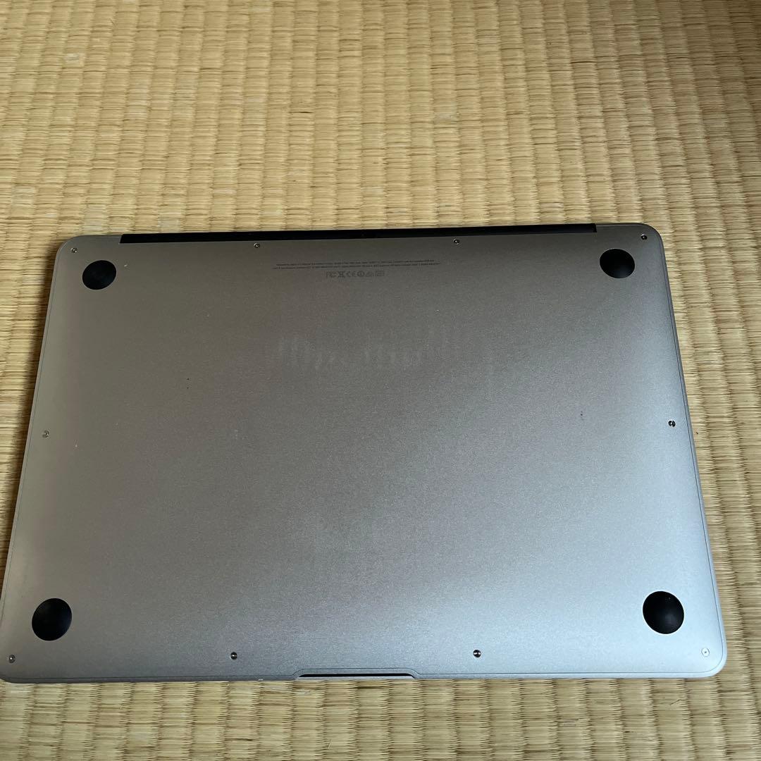 MacBook Air (13-inch, Mid 2013) 本体