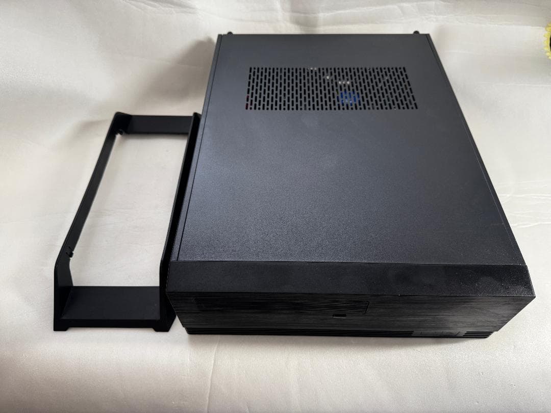 マイクロタワー型自作パソコン　第９世代Corei3　Windows11