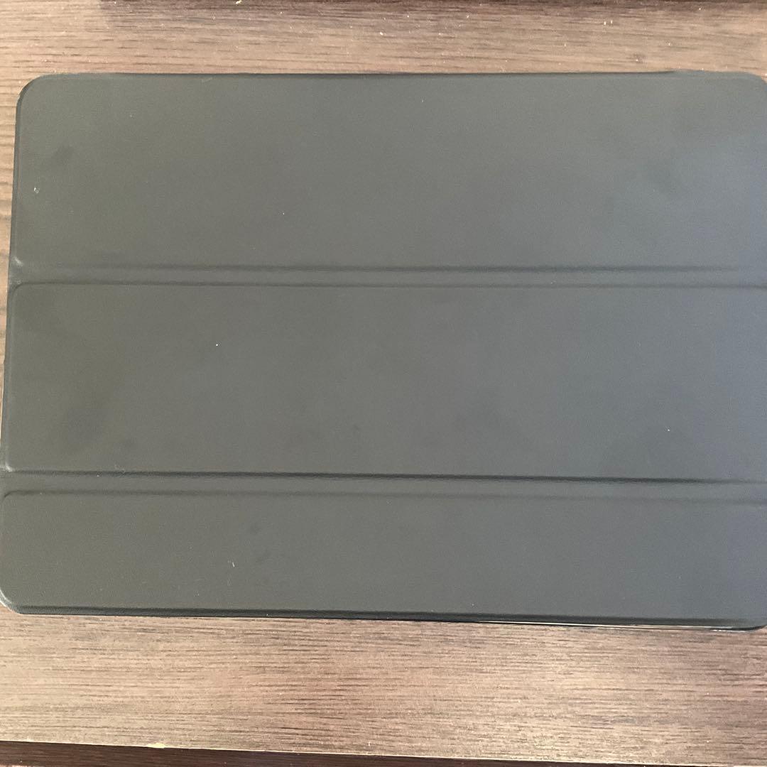 Apple iPad 本体 128GB 第6世代カバー付き