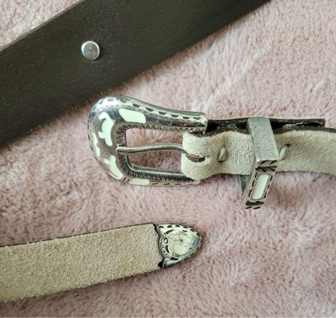 Puntovita 本革 コンチョベルト　グレージュ