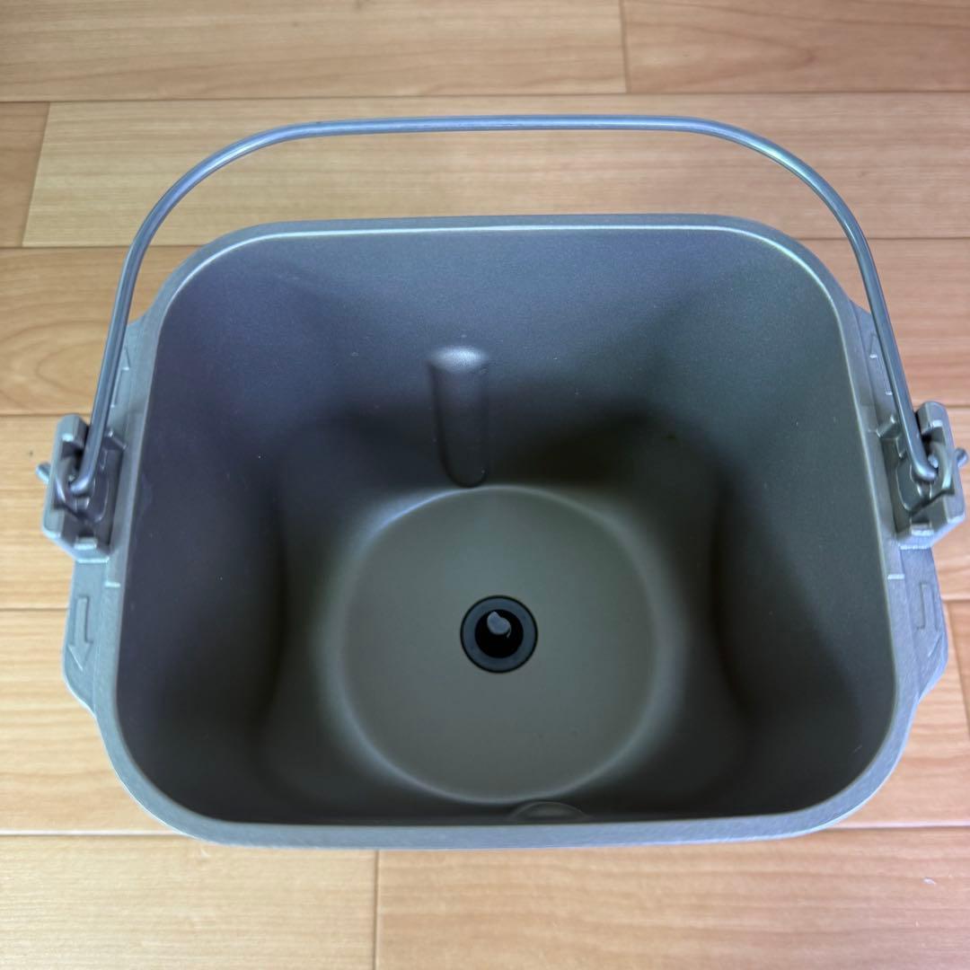 【とても美品】　Panasonic SD-SB4 ホームベーカリー　2022年式