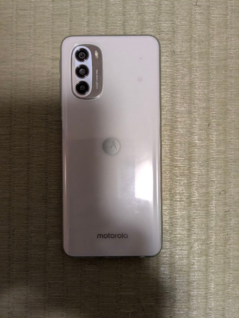 moto g52j 5G 6.8インチ 128G パールホワイト　本体のみ