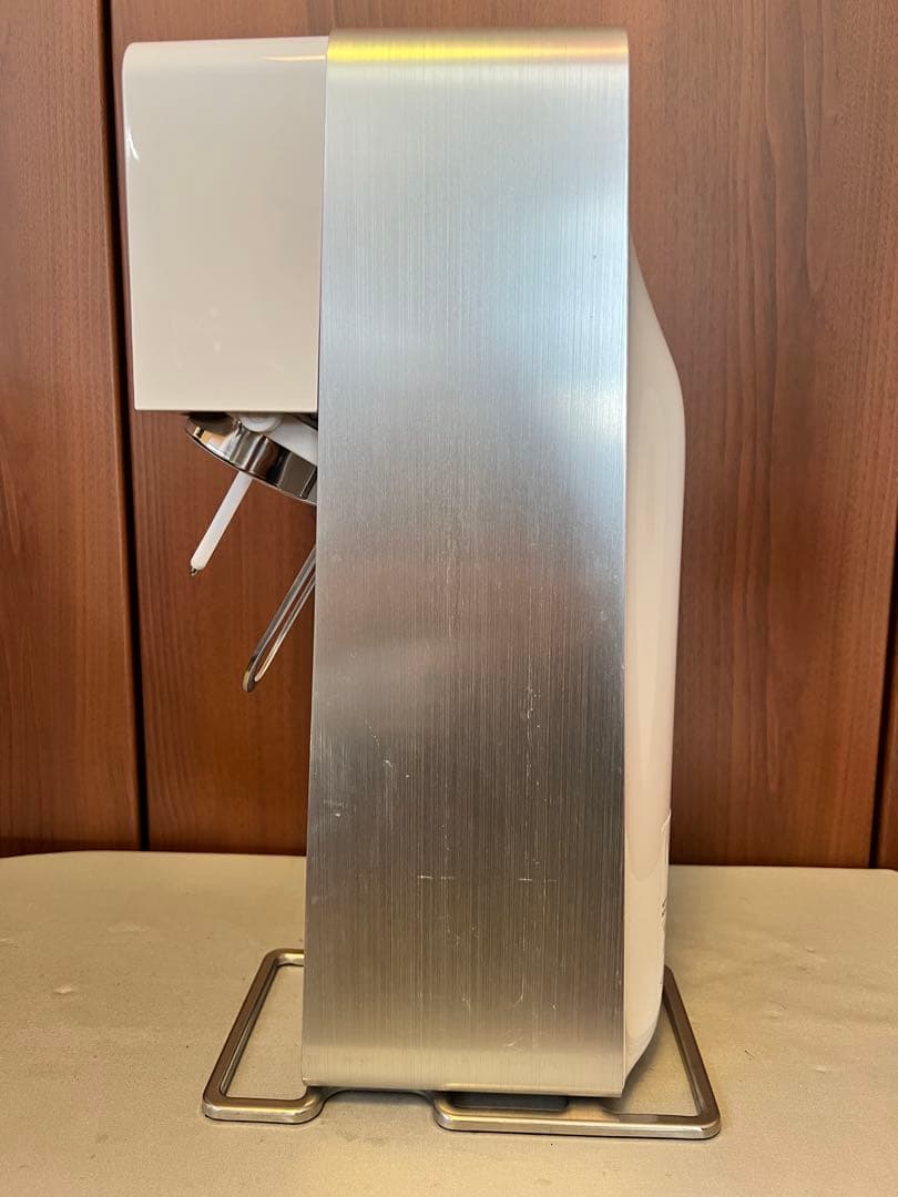 モナ様　SodaStream Power 炭酸水メーカー