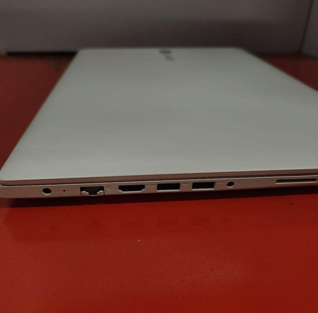 NEC 爆速SSD Windows11 ノートパソコン E2第9世代 極美品