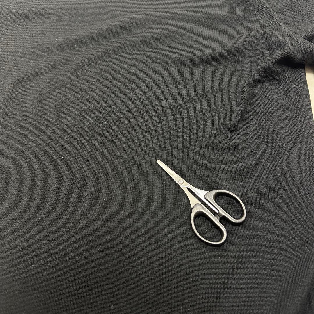 美品【ジョンスメドレー】メリノウール ニット クルーネック 現行タグ 黒 長袖