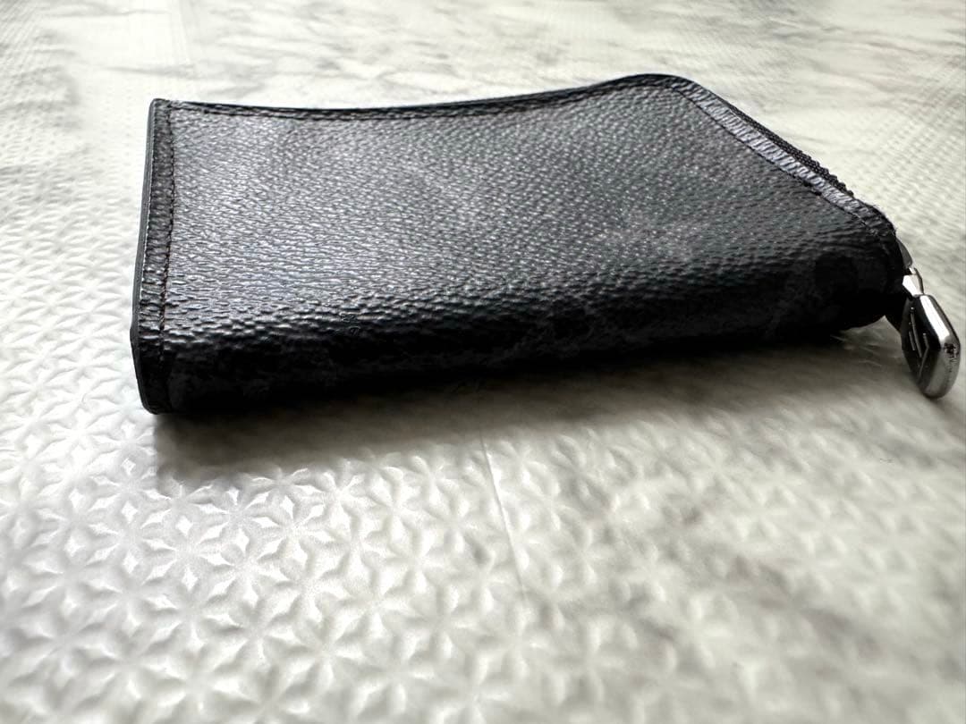 国内正規店購入　ルイヴィトン　モノグラムエクリプス M63536ケース