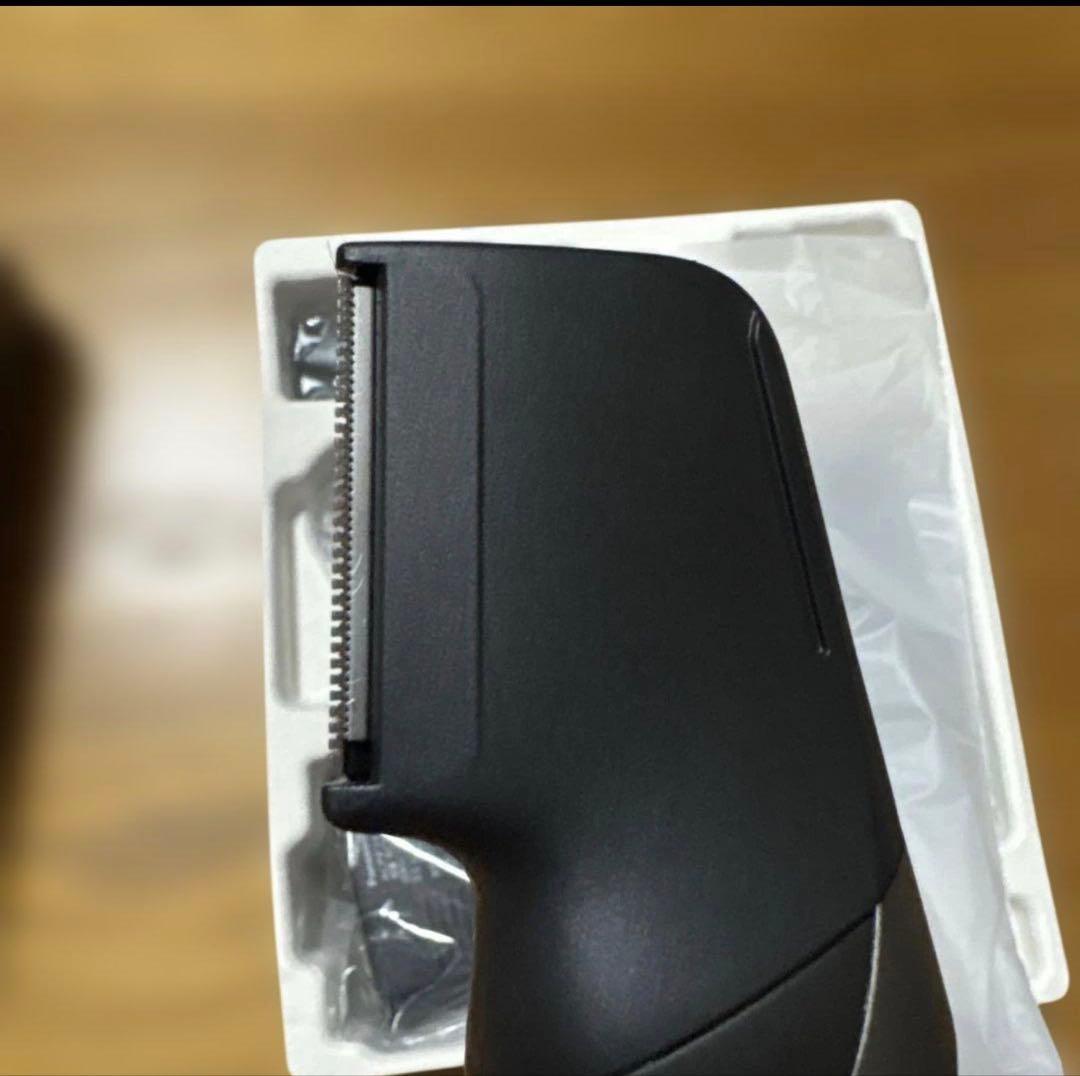 けん 様 Panasonic ER-GK83-S ボディトリマー