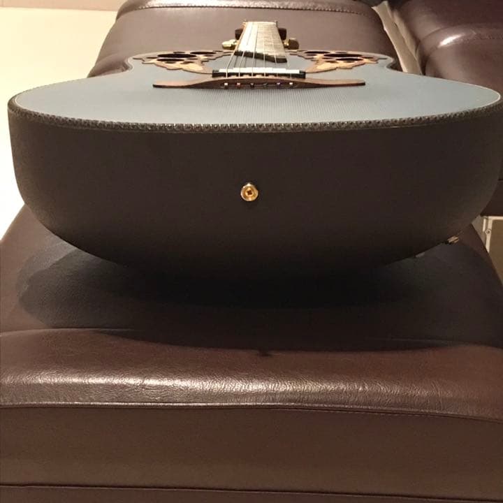 大特価！！ 感謝セール！！ オベーション　アダマスⅡ