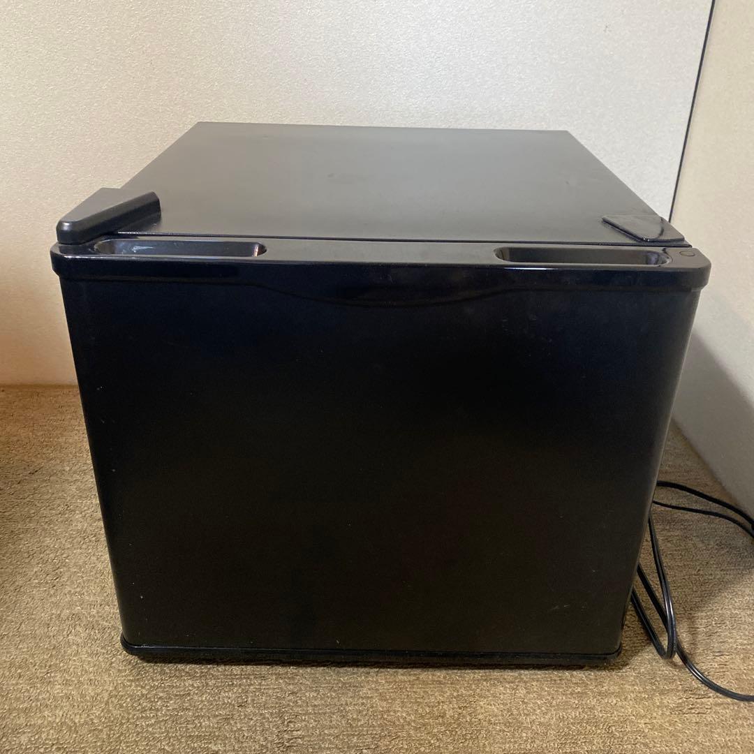 17リットル型 小型冷蔵庫 Peltism Classic black 左開き