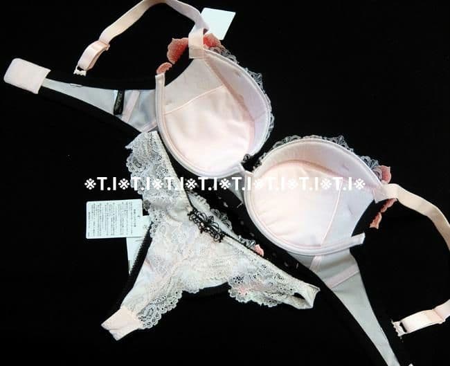 サルート/セックスアンドザシティ　E65＆ソングショーツM　RP　93他1点