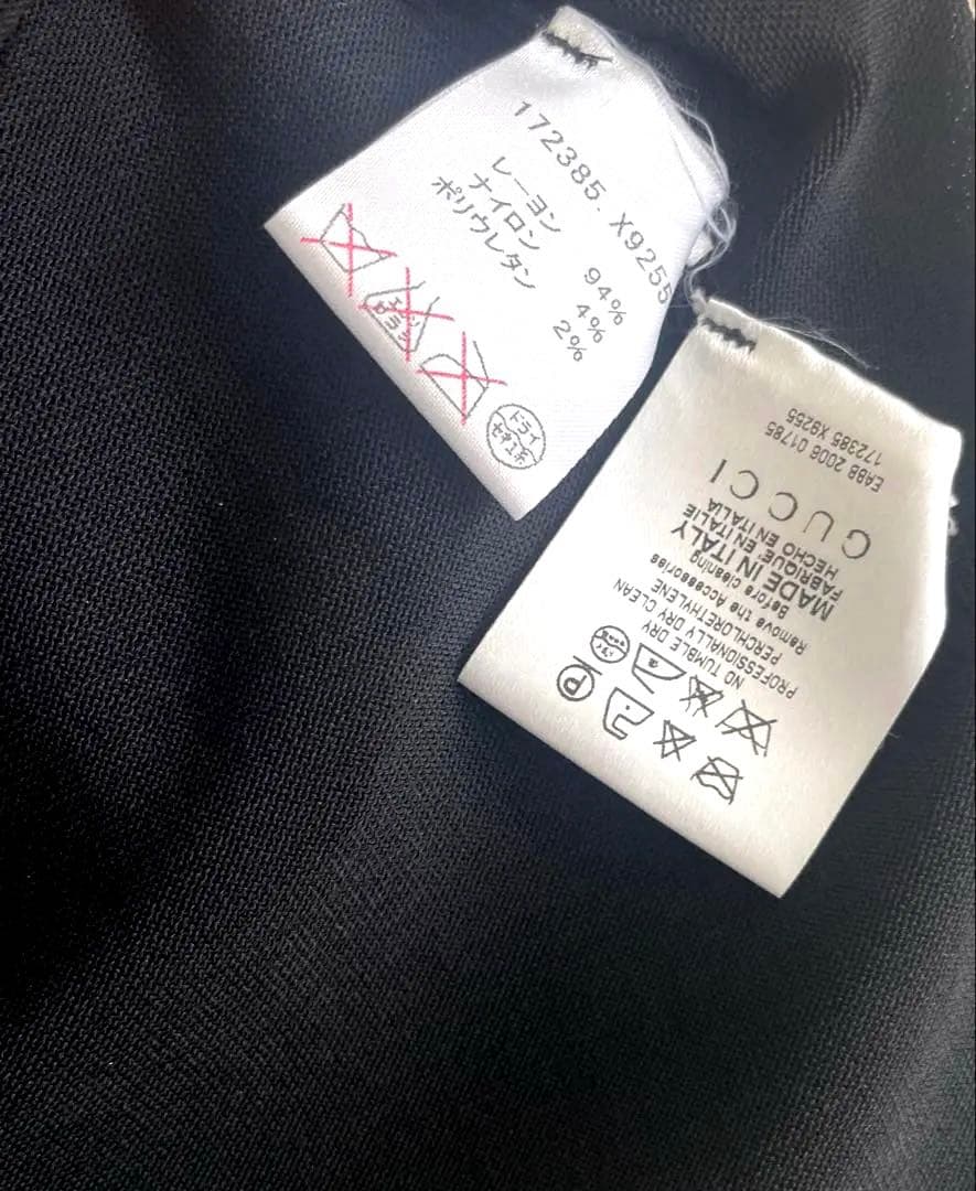 【GUCCI】美品✨ブラックキャミソール✨スワロスキーチャーム付き✨イタリー製