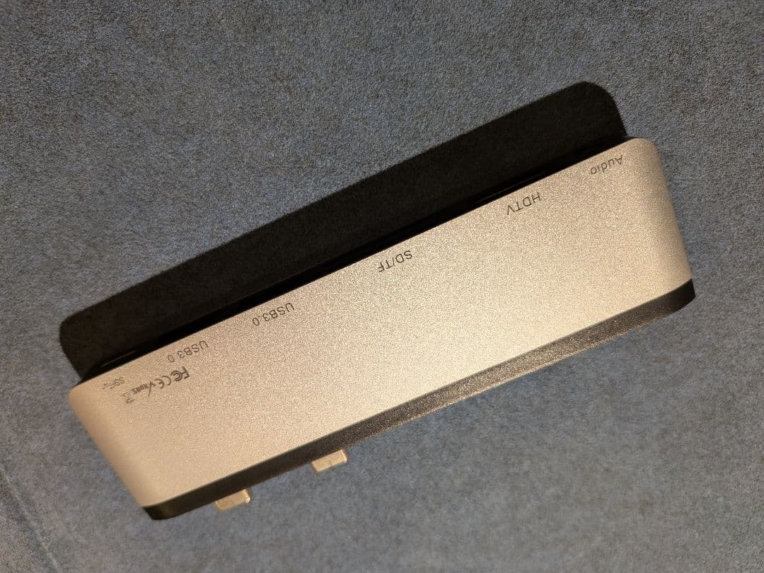 Microsoft Surface Pro 9 13インチ　QEZ-00045