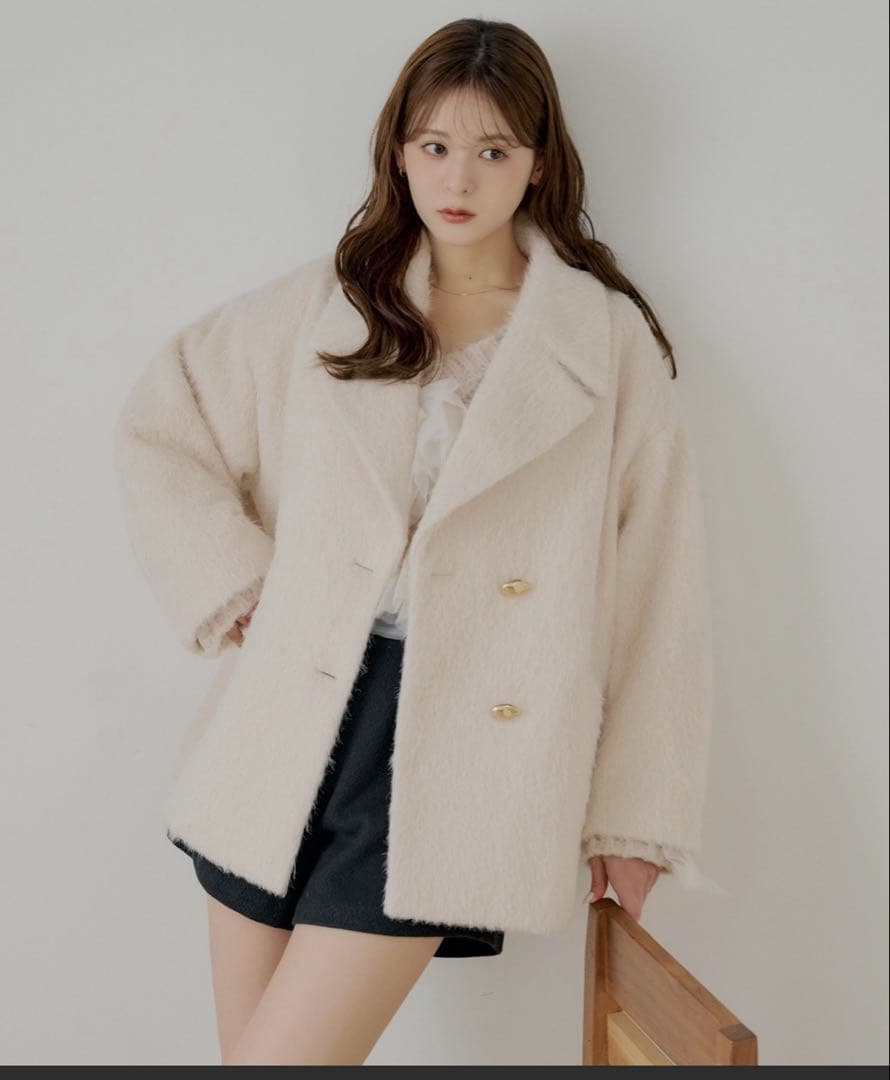 Chico 金ボタンシャギーミディジャケットコート　アイボリー　アウター