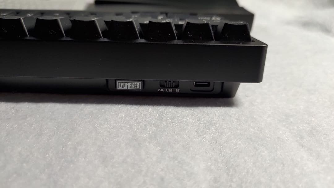 EPOMAKER P65 フルアルミメカニカルキーボード