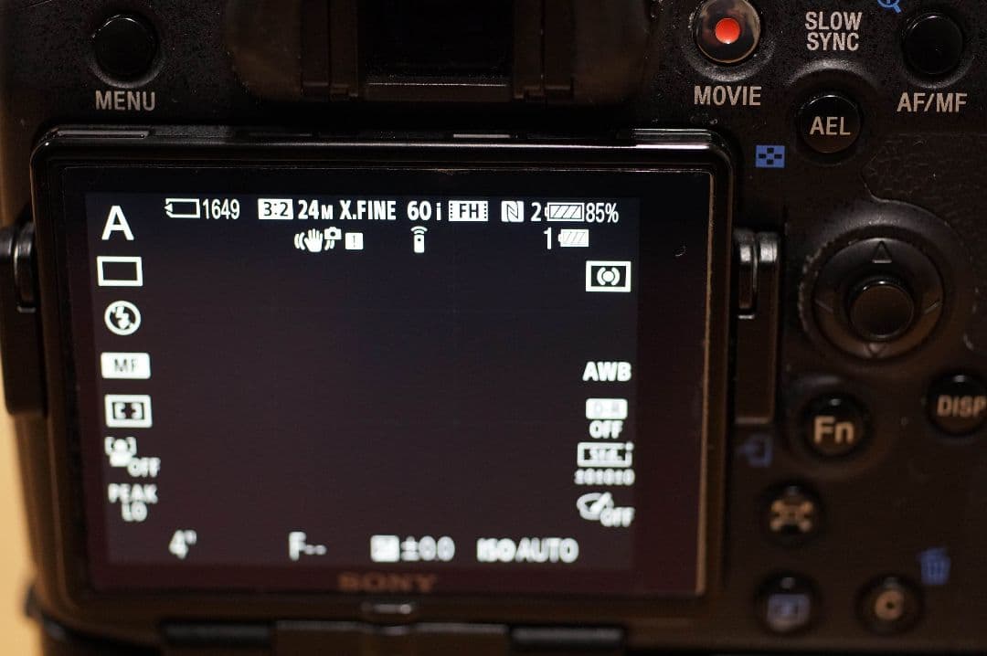 SONY α77II 純正バッテリーグリップ付［シャッター回数48,876回］