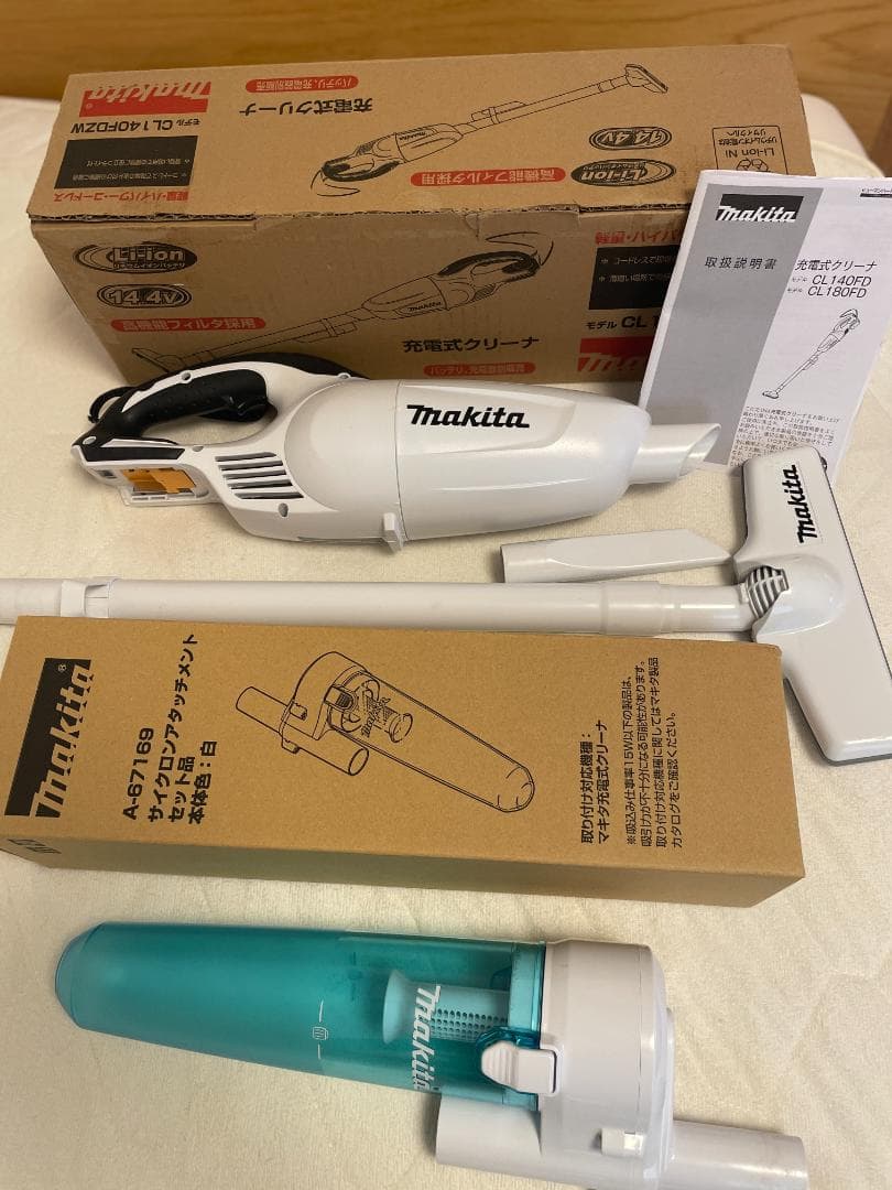 美品★マキタ コードレス掃除機 サイクロンセット 14.4V CL140FDZW
