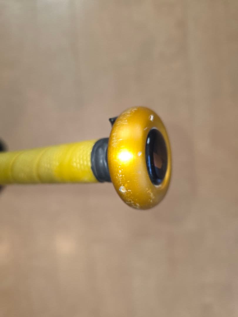 最終値下げ　MM23 軟式用バット 限定色ゴールド　83cm　新品専用ケース付き