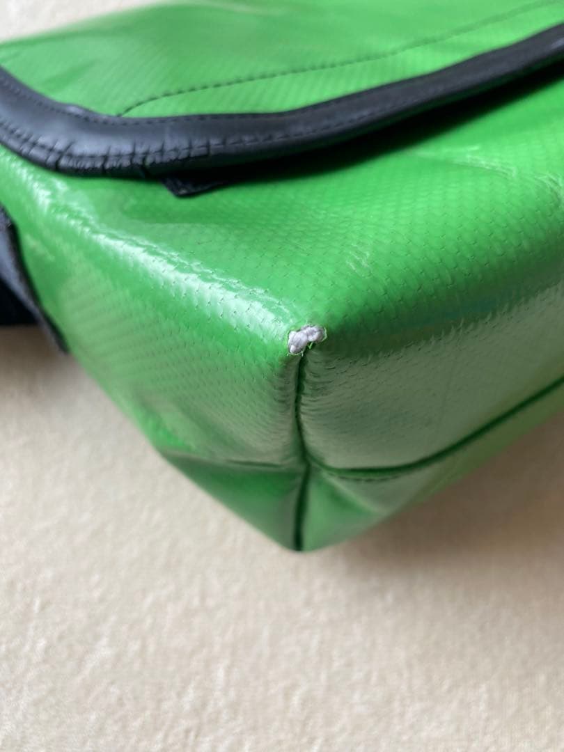 FREITAG メッセンジャーバッグ グリーン