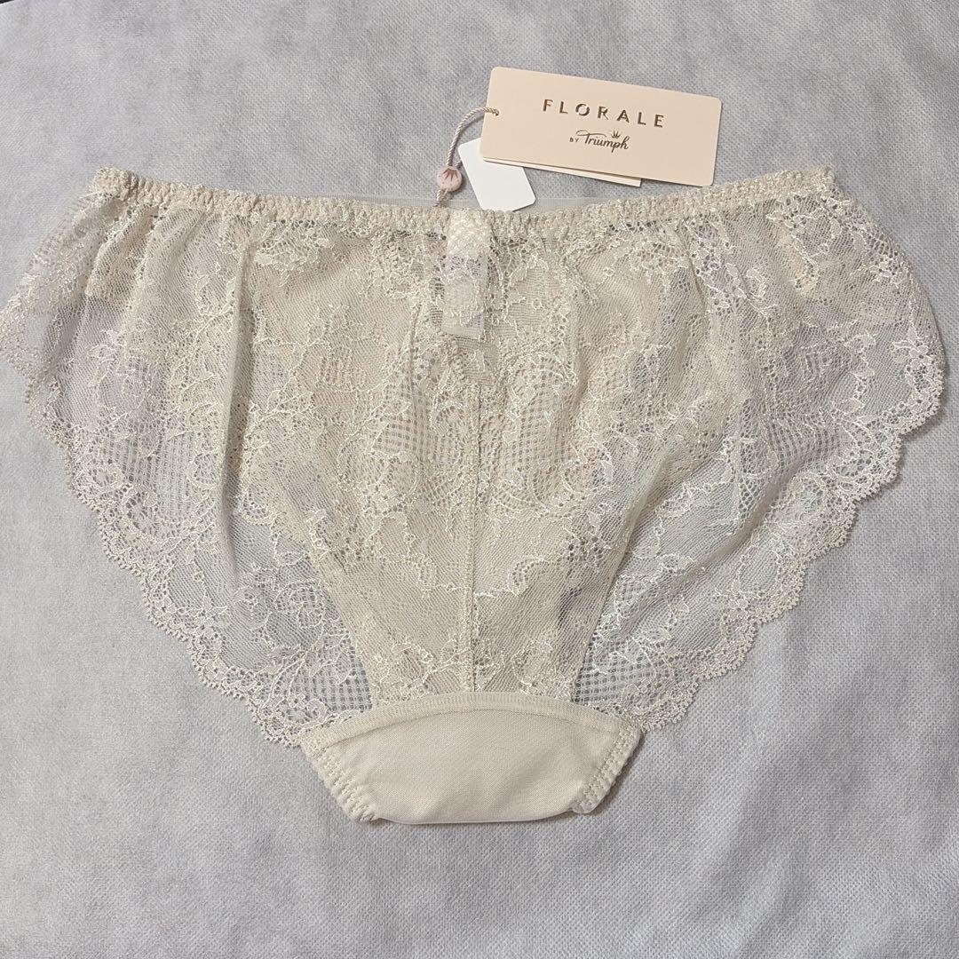 【専用】フロラーレバイトリンプ　パルファージュ　ブラ＆ショーツ　E65　２セット