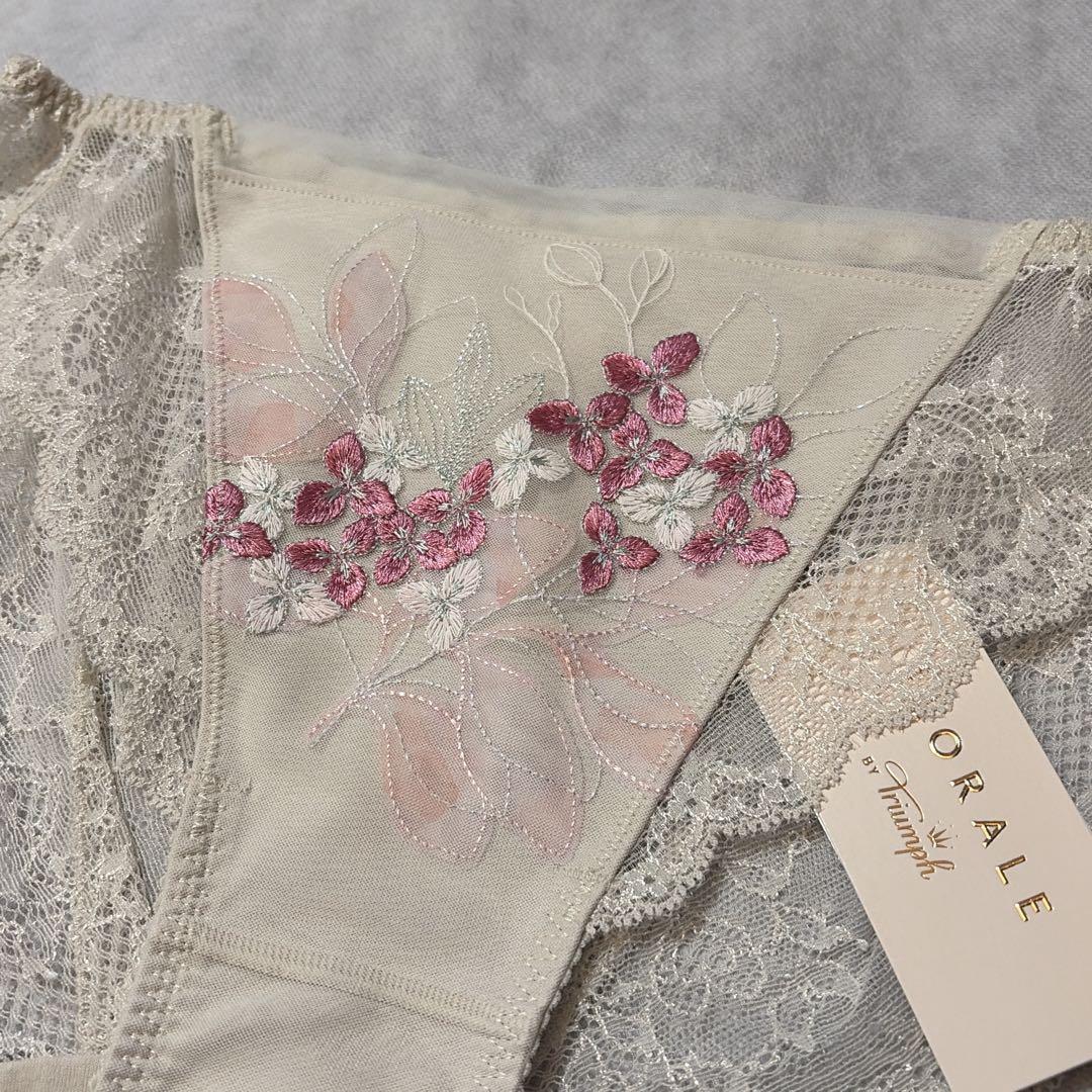 【専用】フロラーレバイトリンプ　パルファージュ　ブラ＆ショーツ　E65　２セット