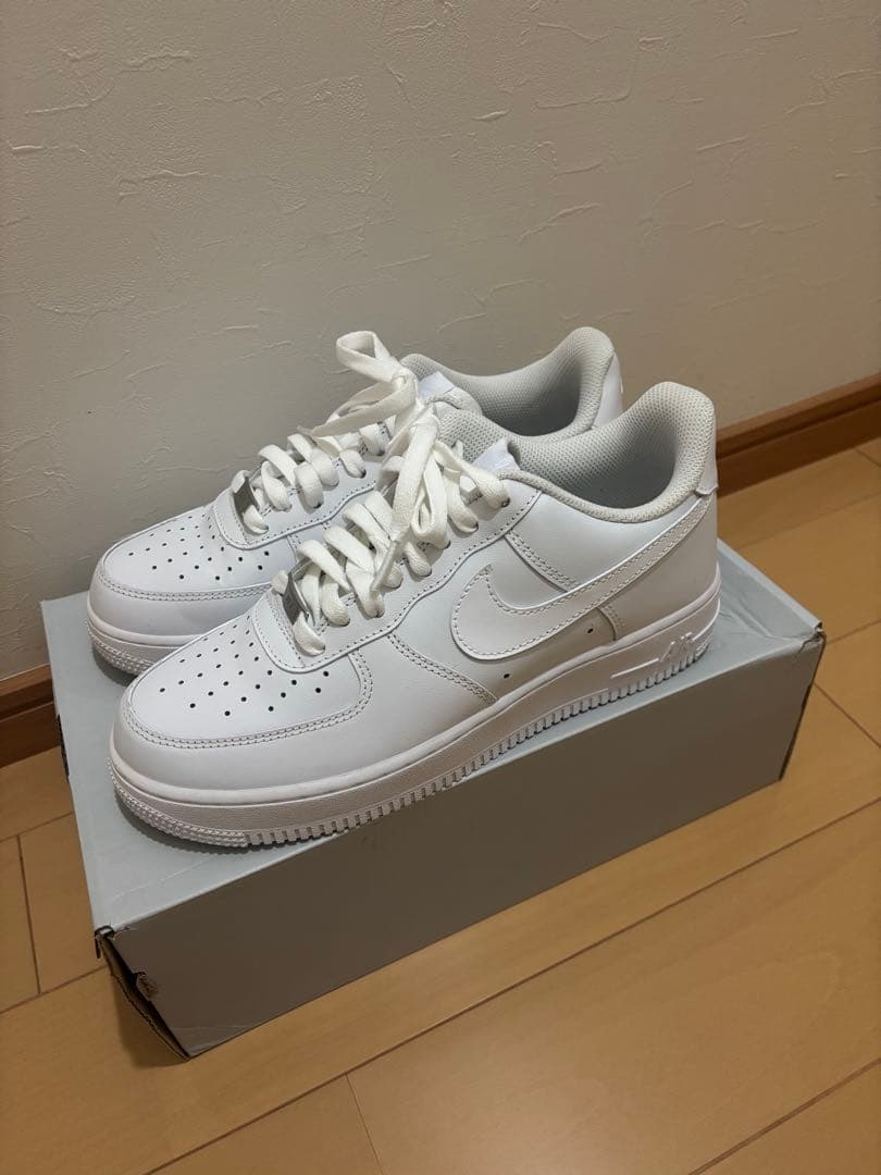 Nike Air Force 1 ‘07ホワイト　　エアフォース1