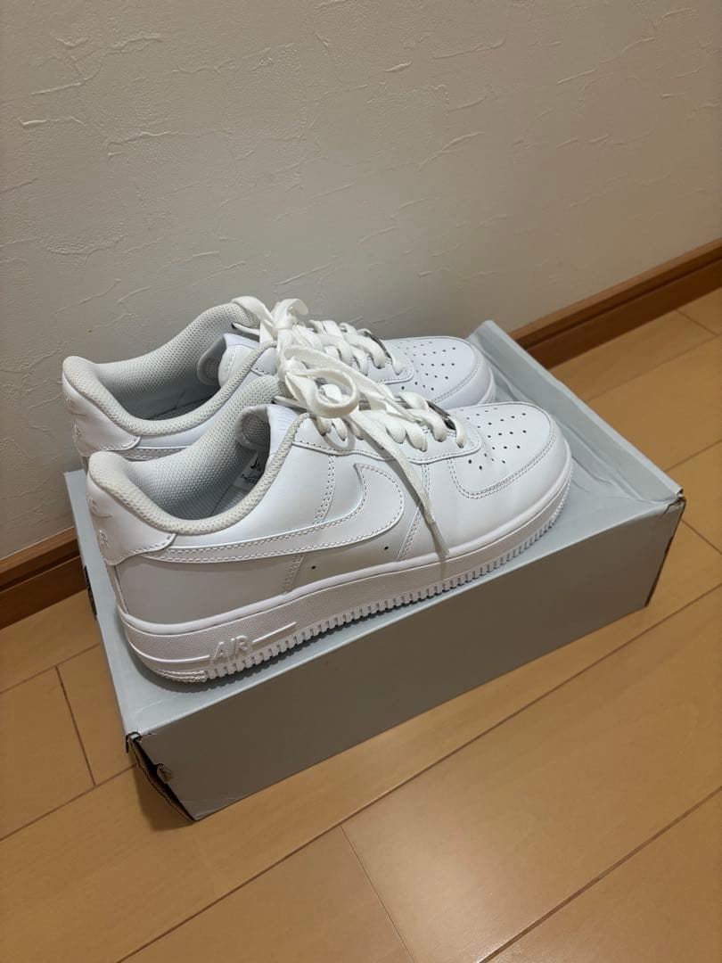 Nike Air Force 1 ‘07ホワイト　　エアフォース1