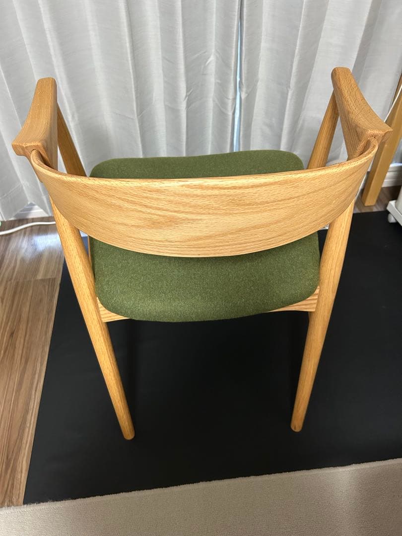 momo natural チェア