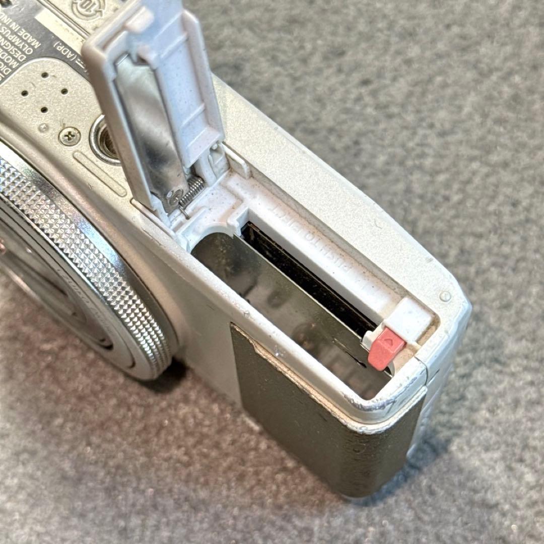 ☆動作OK OLYMPUS XZ-10 バッテリー＆SDカード付き