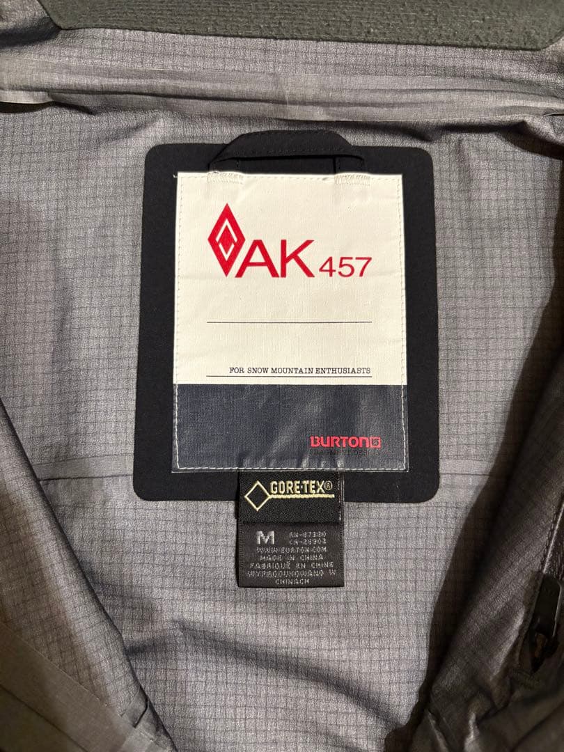 AK457 BURTON ジャパン ガイド GORE-TEX PRO ジャケット