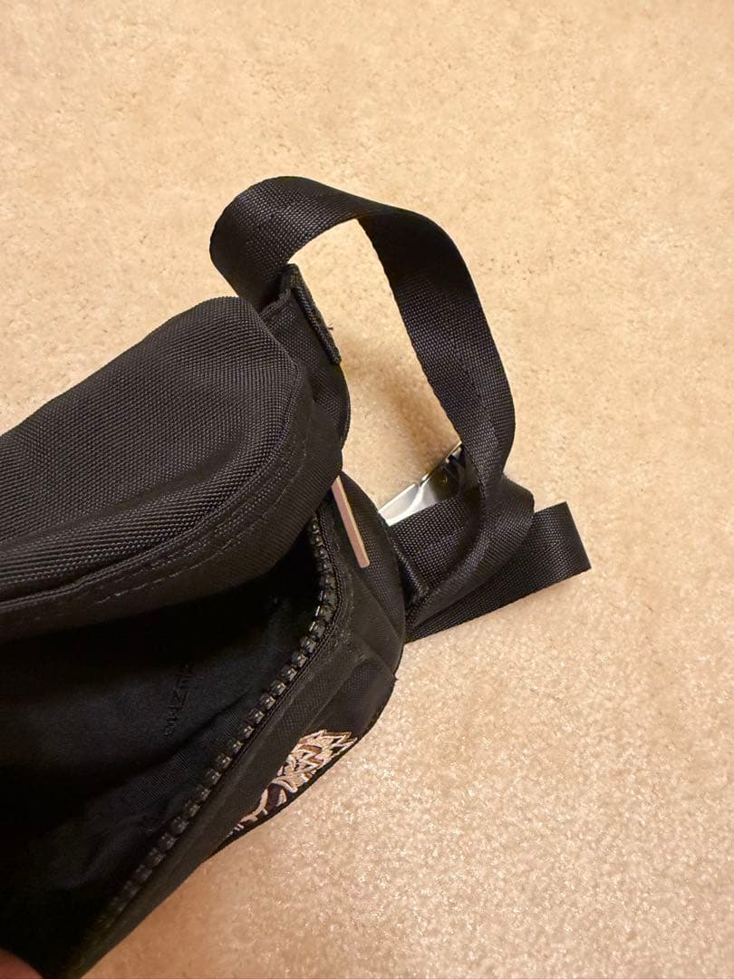 KENZO ボディバッグ ブラック トラ刺繍