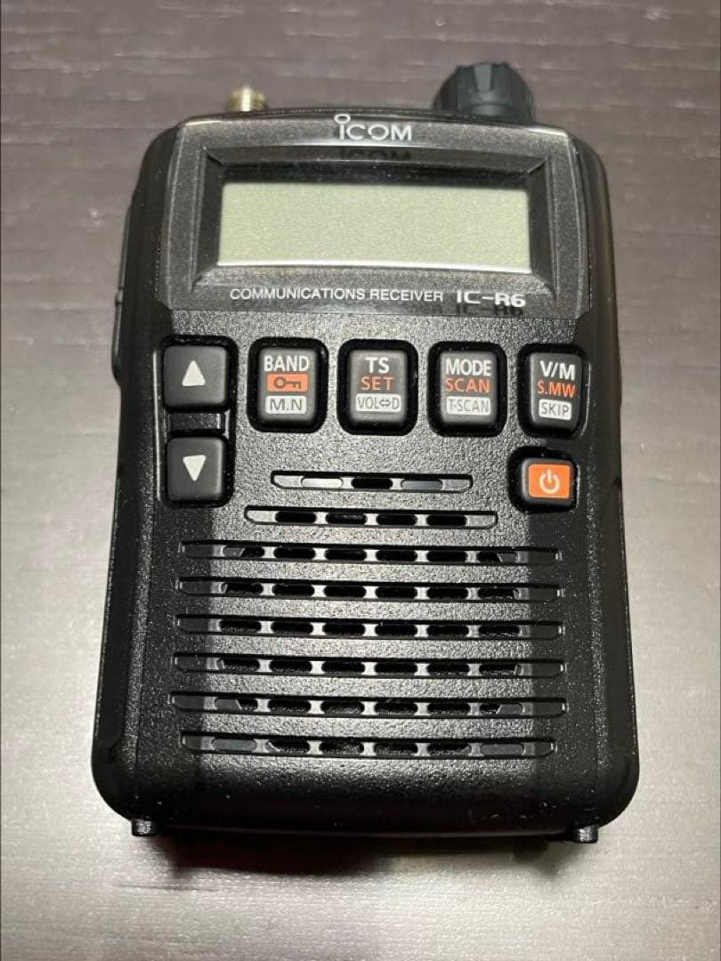 ICOM IC-R6 広帯域ハンディレシーバー　CS-R6、OPC-478UC付
