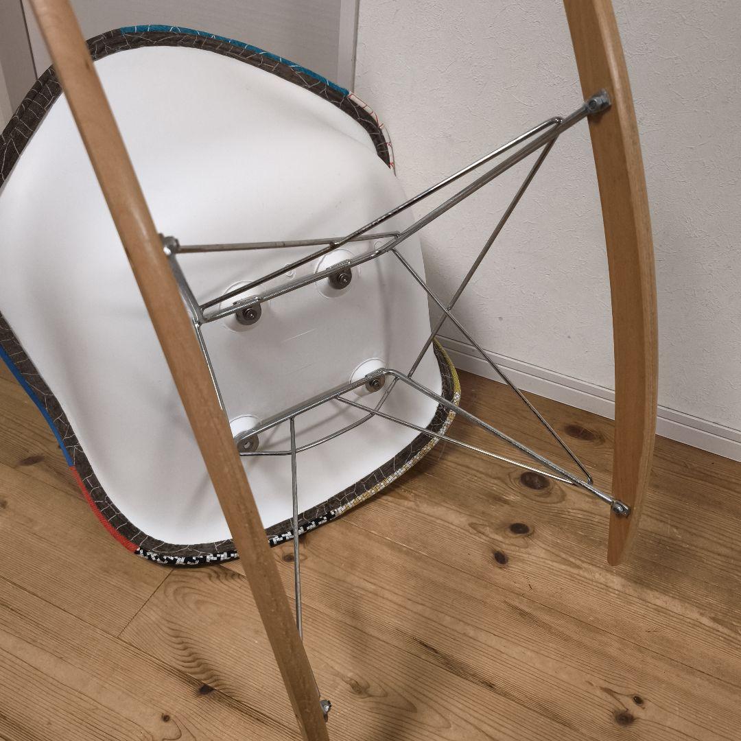 ロッキングアームシェルチェア　リプロダクト　パッチワーク