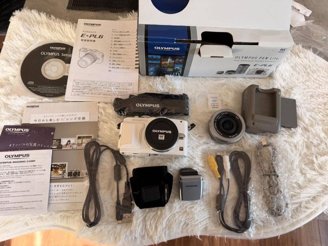 E-PL6 OLYMPUS PEN Lite ホワイト美品