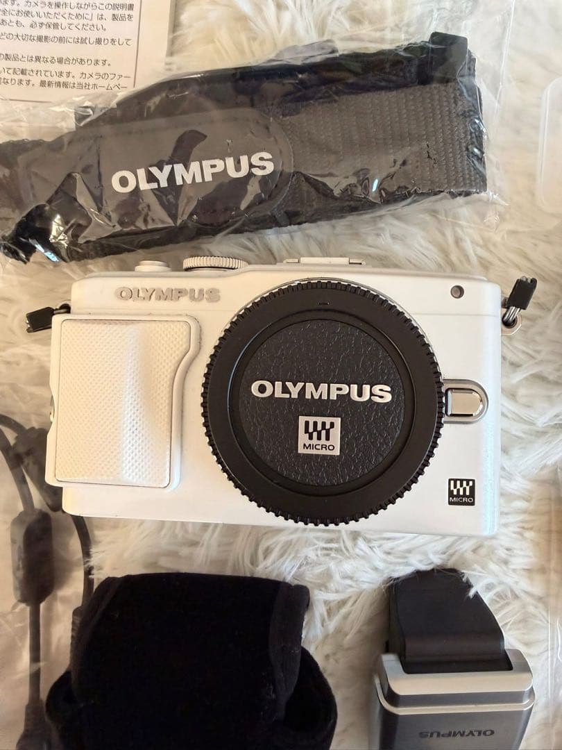 E-PL6 OLYMPUS PEN Lite ホワイト美品